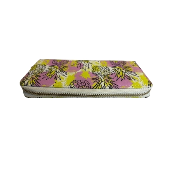 Badiya Pineapple Print Women's Wallet - Picture 2 of 6